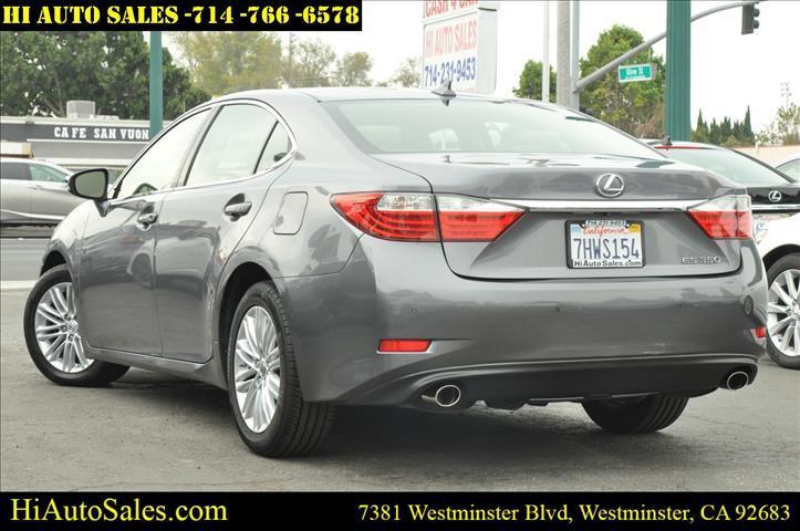 used 2013 Lexus ES 350 car, priced at $15,998