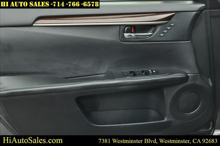 used 2013 Lexus ES 350 car, priced at $15,998