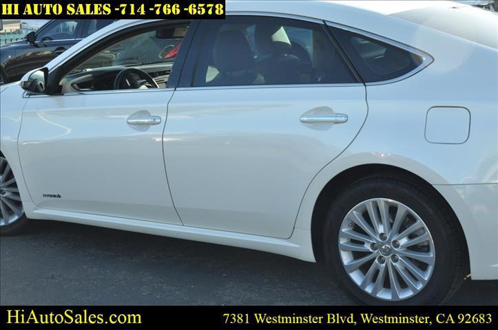 used 2014 Toyota Avalon Hybrid car, priced at $14,998