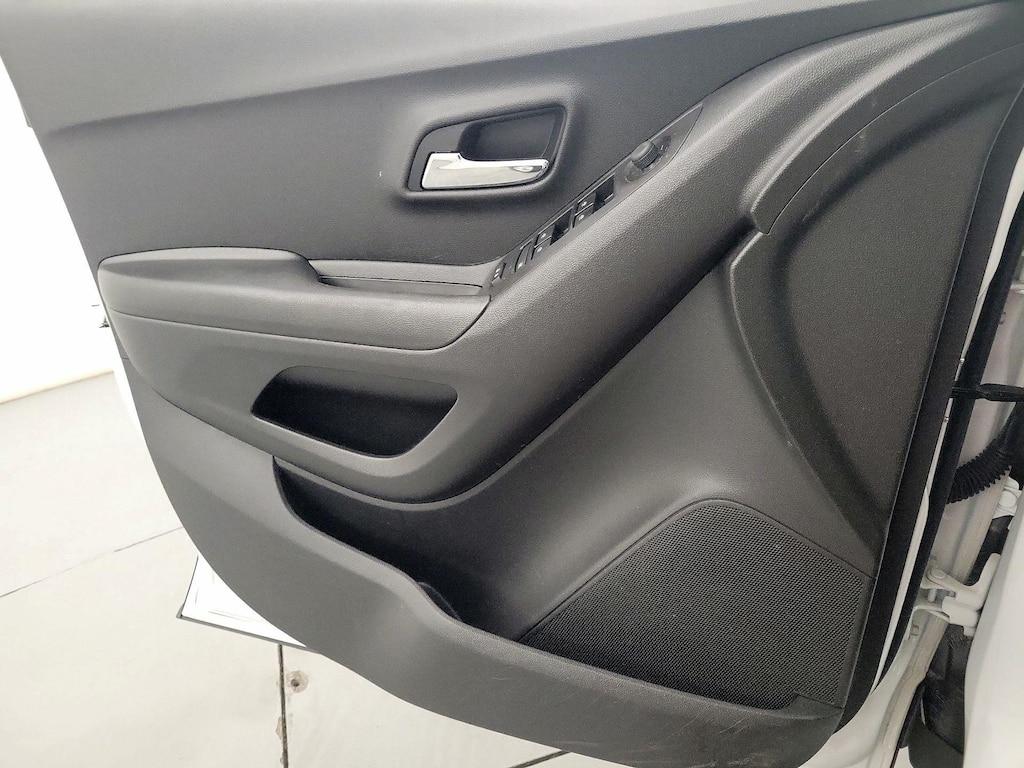 used 2021 Chevrolet Trax car, priced at $16,998