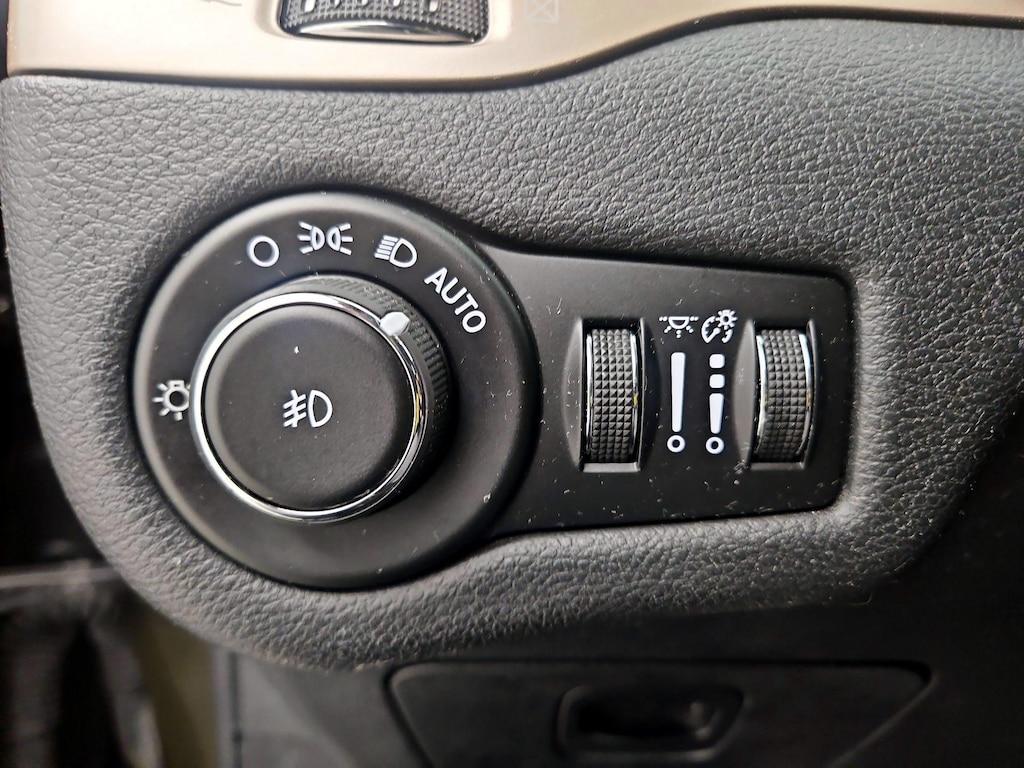 used 2016 Jeep Cherokee car, priced at $15,998