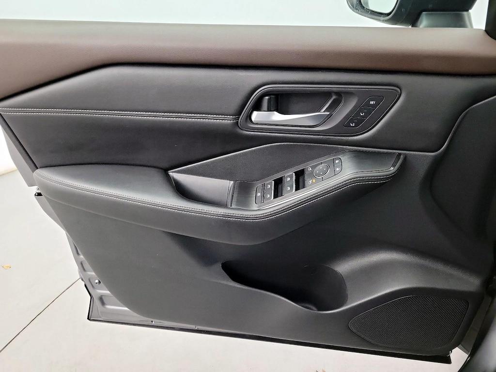 used 2022 Nissan Rogue car, priced at $25,998