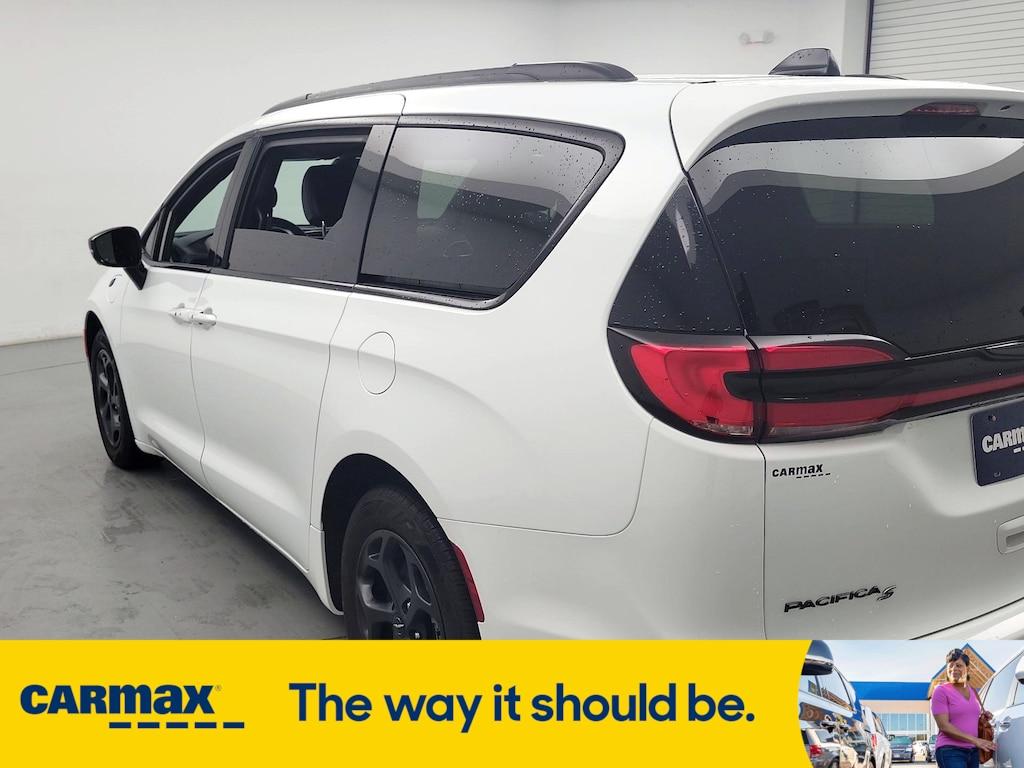 used 2023 Chrysler Pacifica Hybrid car, priced at $39,998