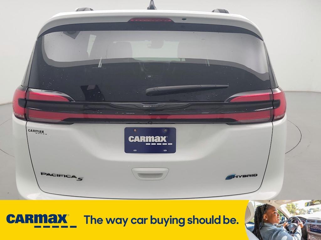used 2023 Chrysler Pacifica Hybrid car, priced at $39,998