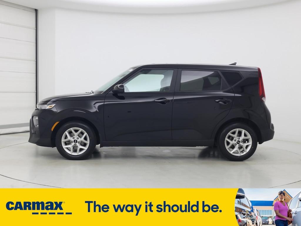 used 2022 Kia Soul car, priced at $17,998