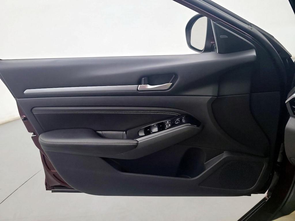 used 2023 Nissan Altima car, priced at $24,998