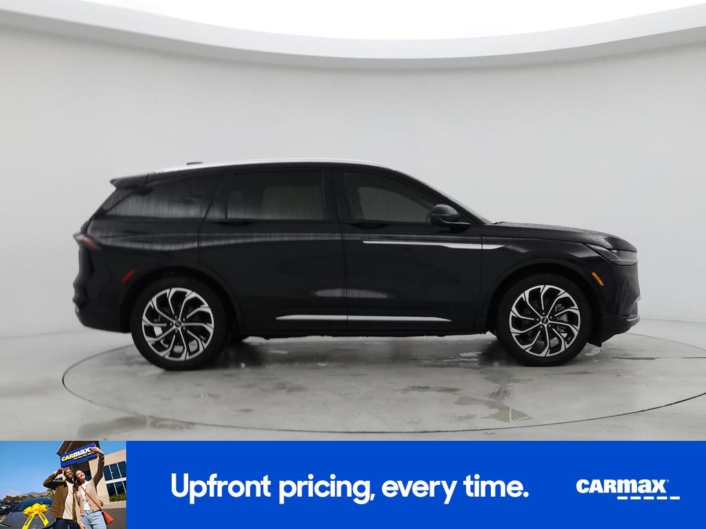 used 2024 Lincoln Nautilus car, priced at $52,998