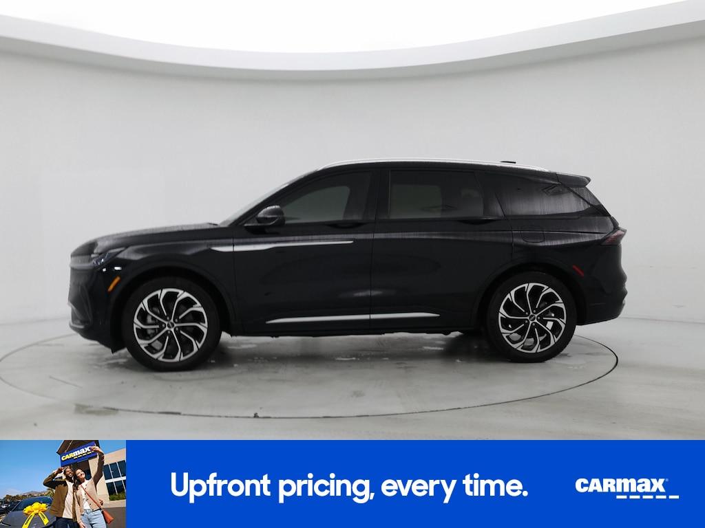 used 2024 Lincoln Nautilus car, priced at $52,998