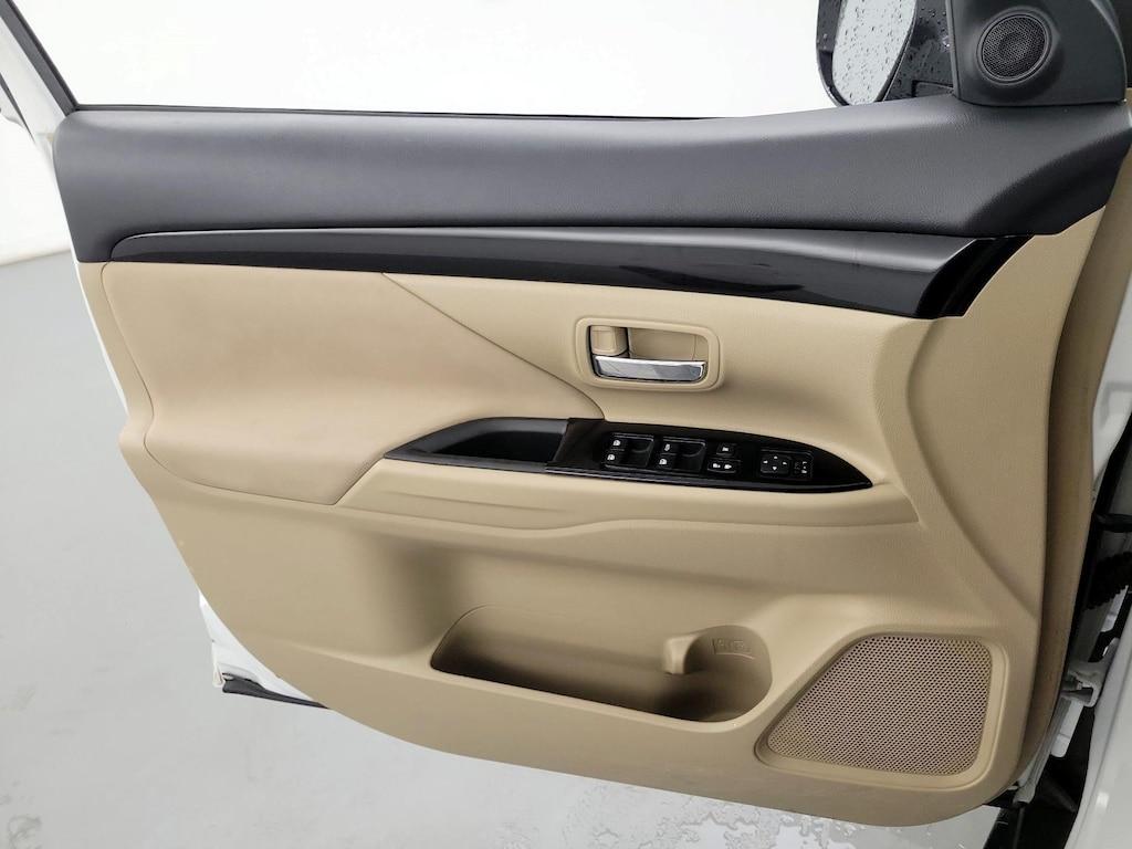 used 2016 Mitsubishi Outlander car, priced at $15,998