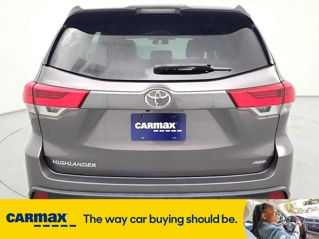 used 2019 Toyota Highlander car, priced at $31,998