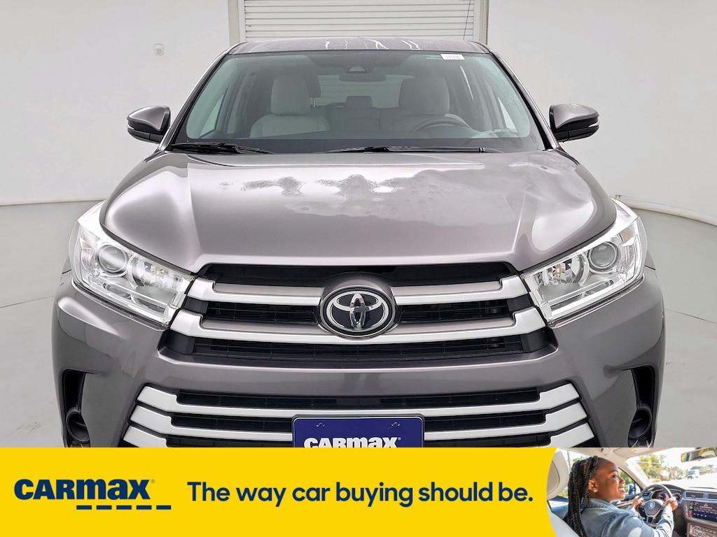 used 2019 Toyota Highlander car, priced at $31,998