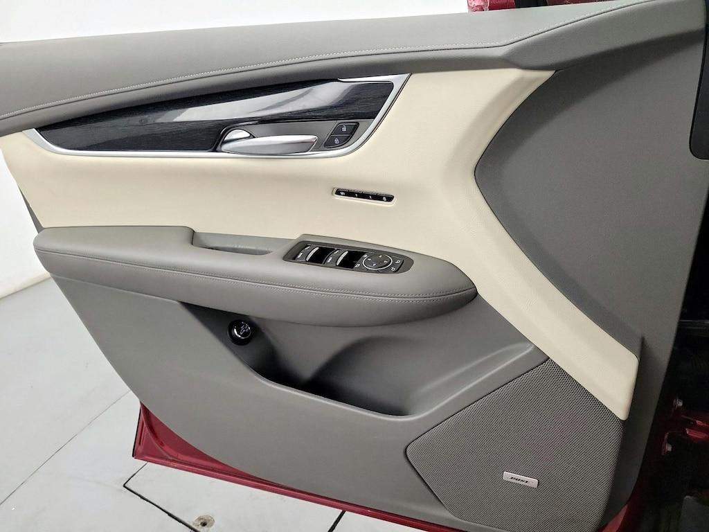used 2020 Cadillac XT6 car, priced at $35,998