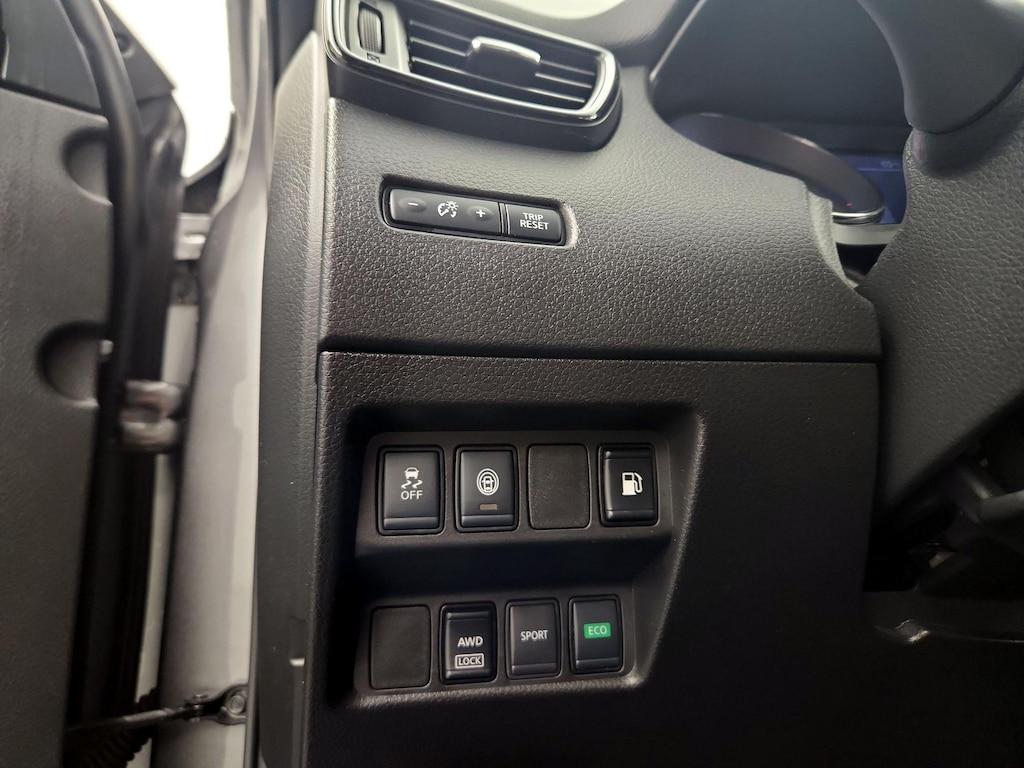 used 2020 Nissan Rogue car, priced at $17,998