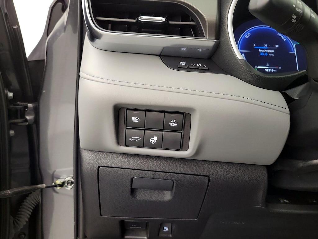 used 2023 Toyota Highlander Hybrid car, priced at $47,998