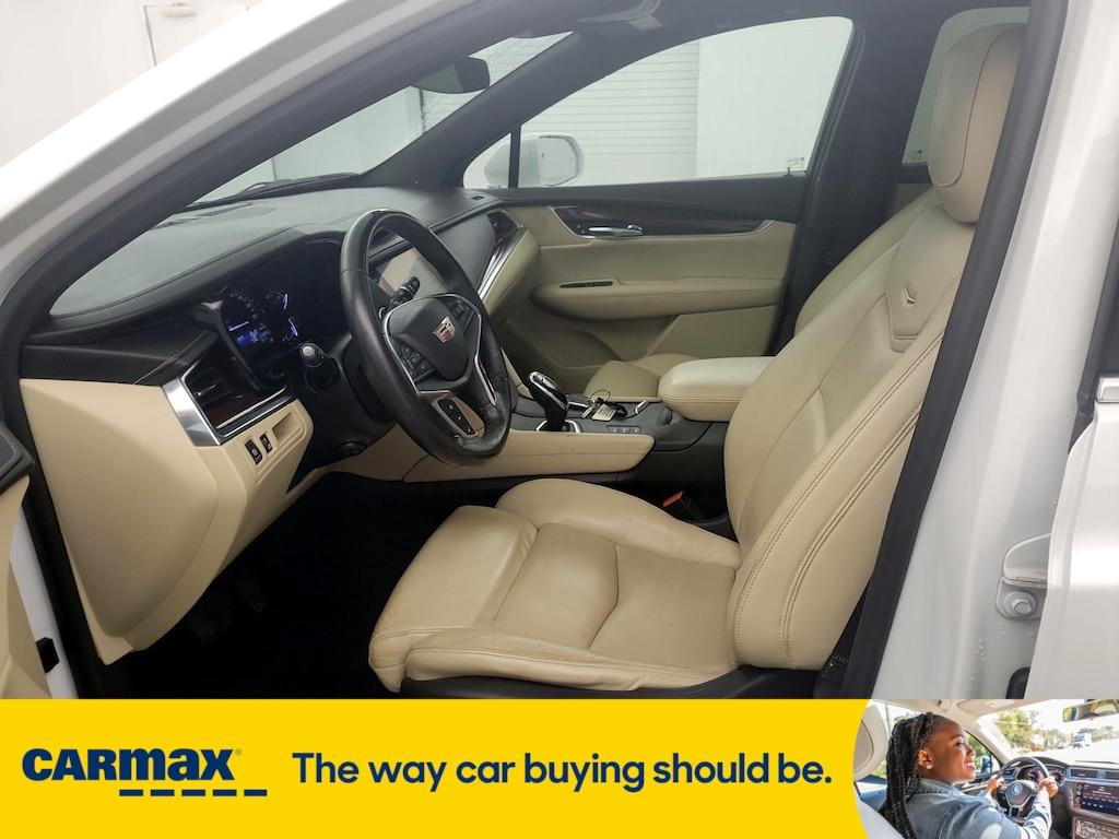 used 2017 Cadillac XT5 car, priced at $20,998