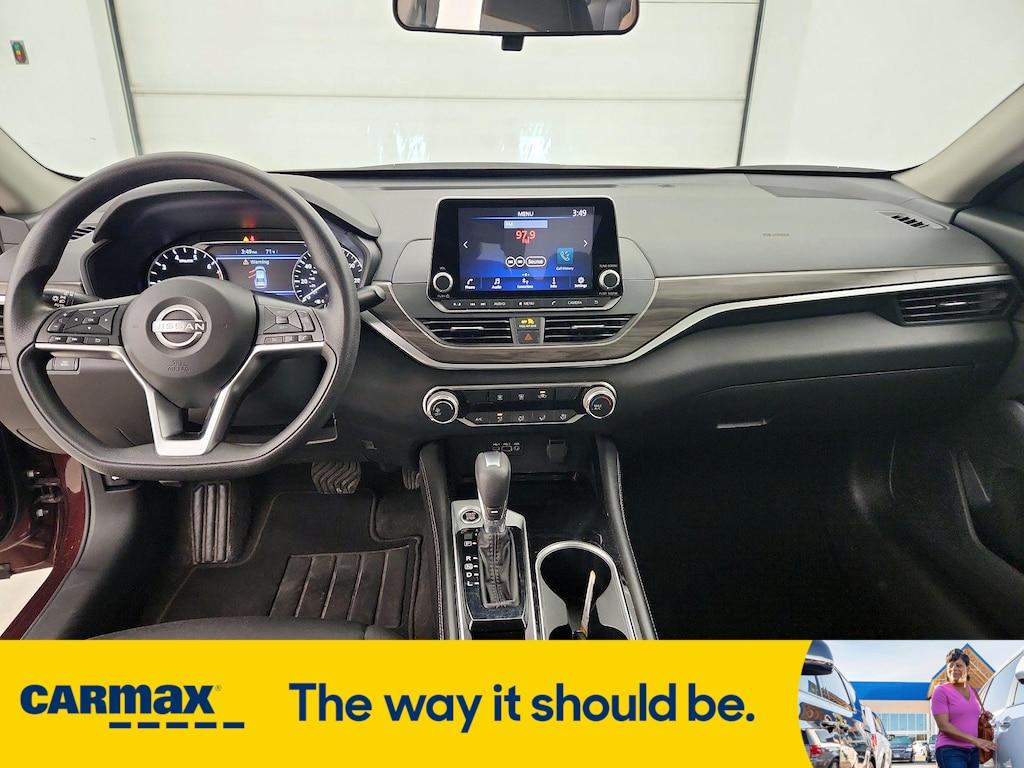 used 2023 Nissan Altima car, priced at $20,998