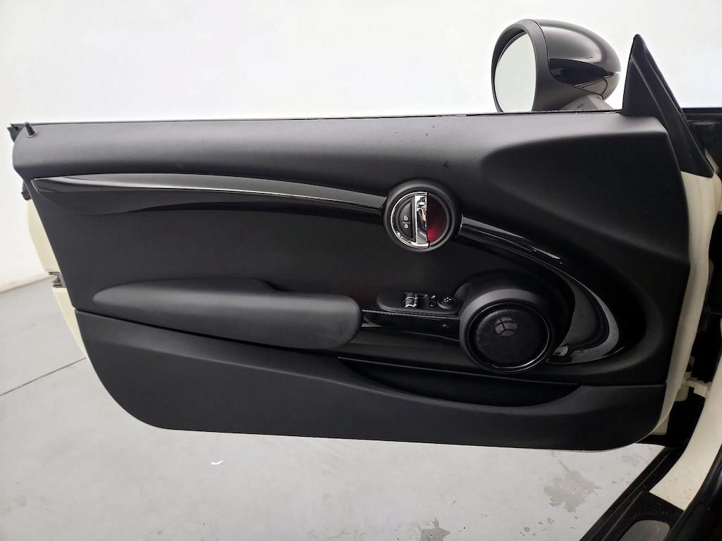 used 2019 MINI Hardtop car, priced at $18,998