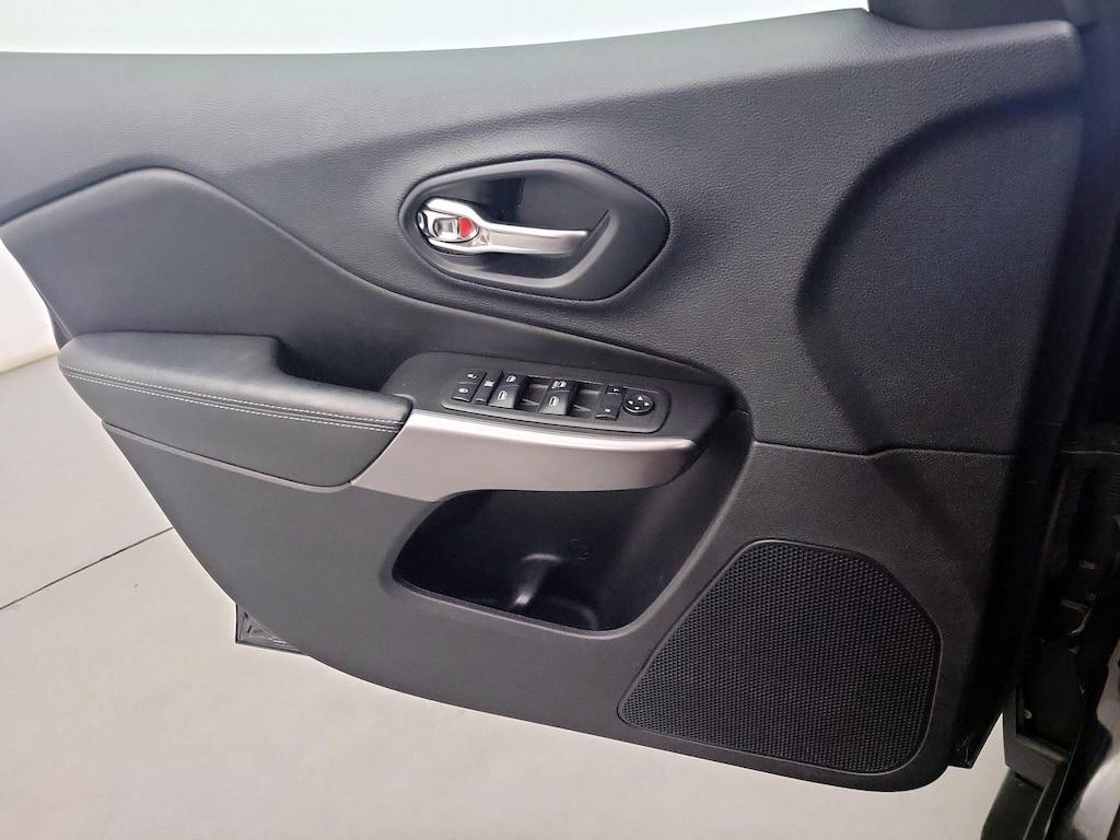 used 2019 Jeep Cherokee car, priced at $14,998