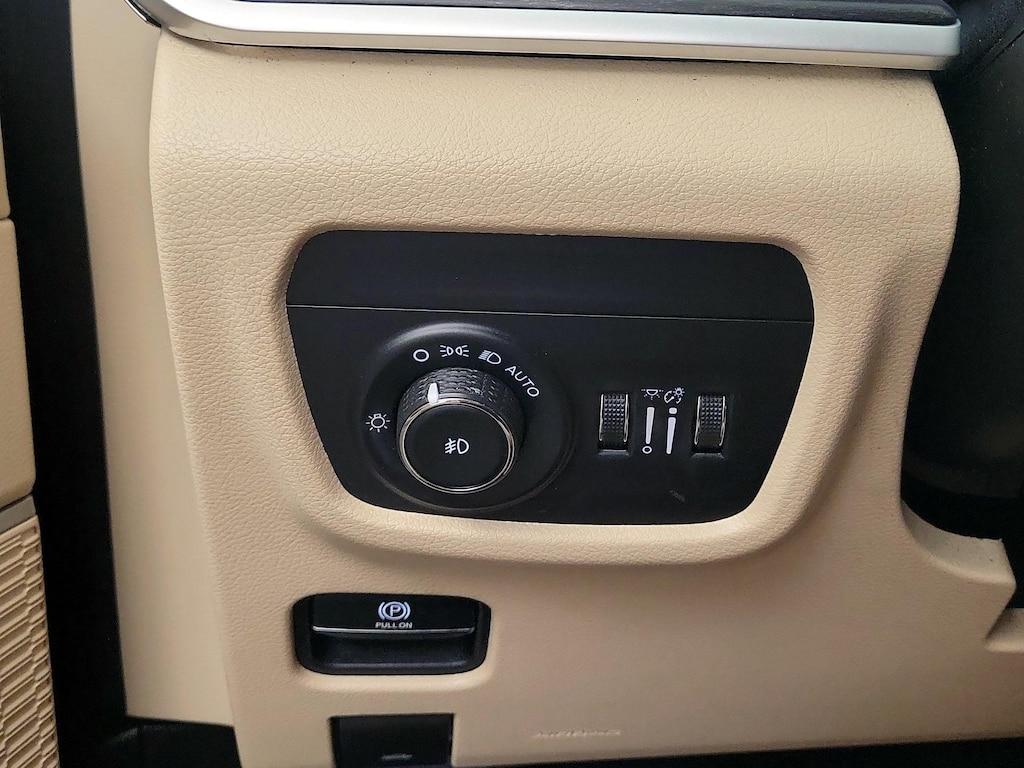 used 2021 Jeep Grand Cherokee L car, priced at $35,998