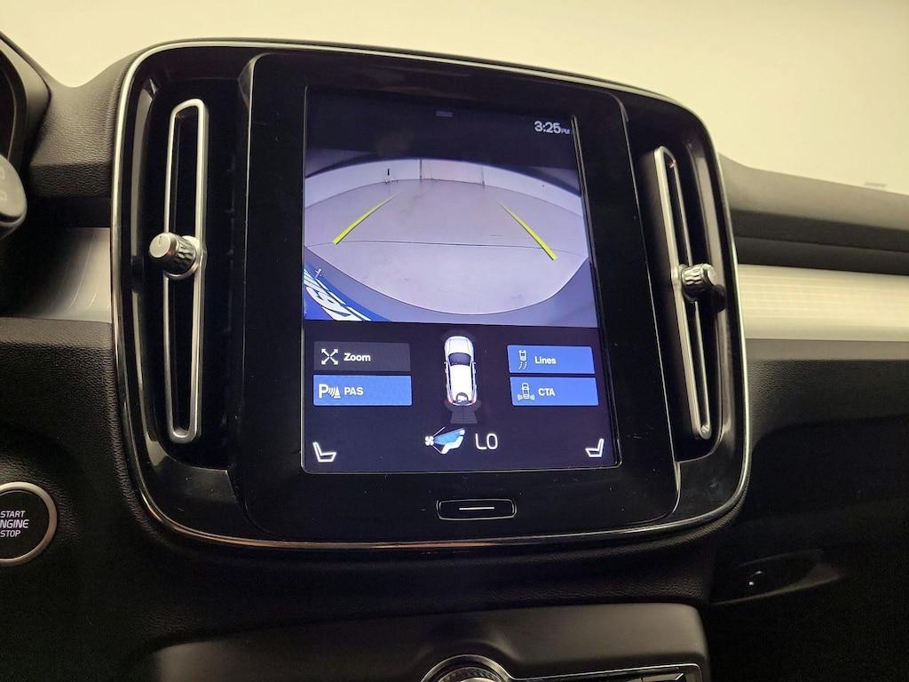 used 2020 Volvo XC40 car, priced at $24,998