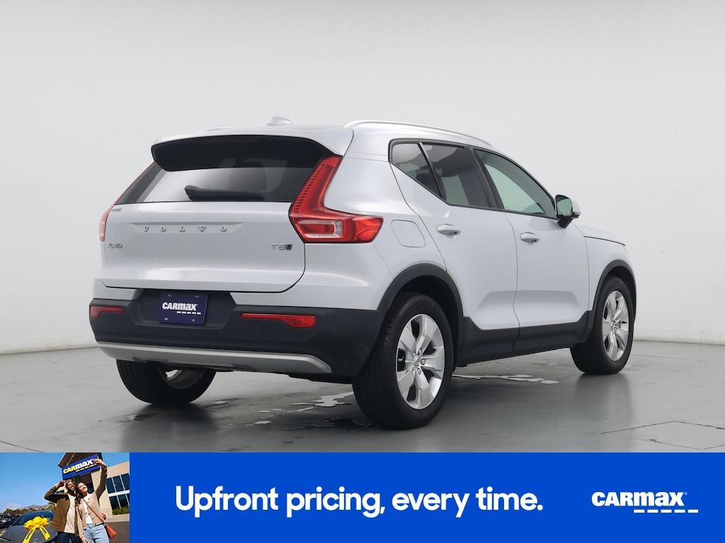 used 2020 Volvo XC40 car, priced at $24,998