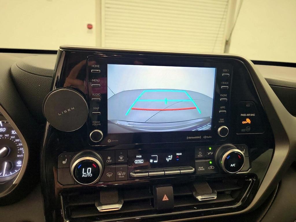 used 2021 Toyota Highlander car, priced at $30,998