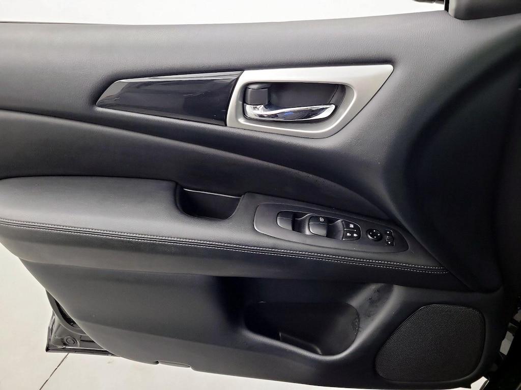 used 2020 Nissan Pathfinder car, priced at $24,998