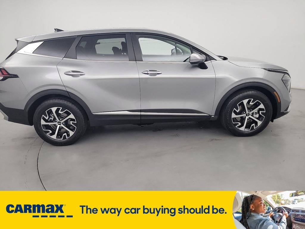 used 2024 Kia Sportage car, priced at $30,998