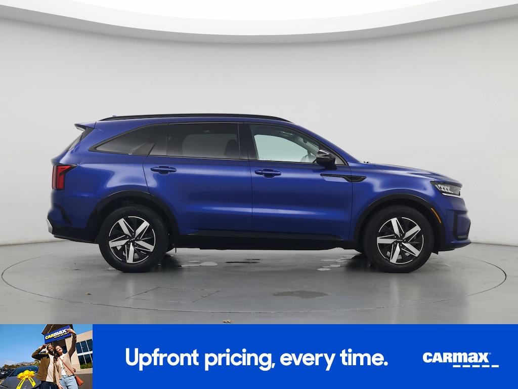 used 2022 Kia Sorento car, priced at $26,998