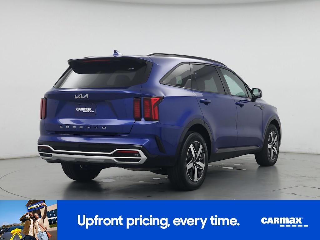 used 2022 Kia Sorento car, priced at $26,998