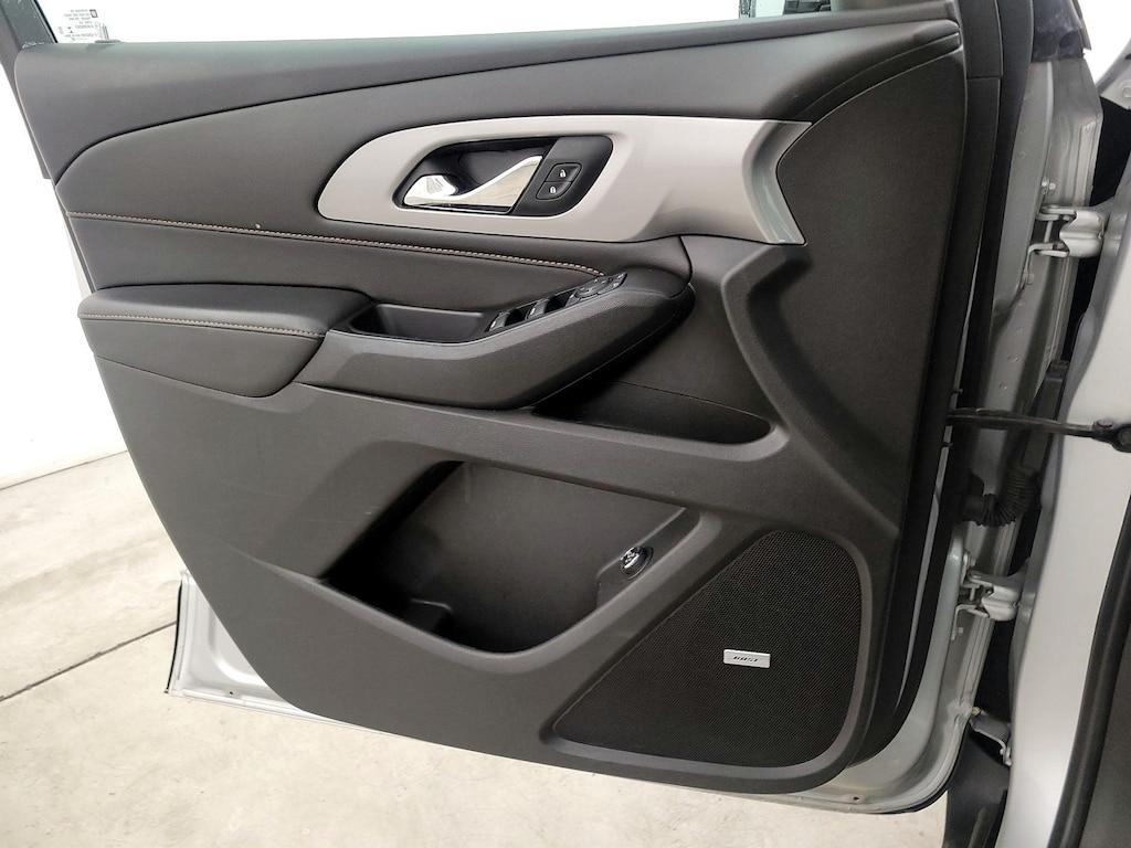 used 2020 Chevrolet Traverse car, priced at $30,998