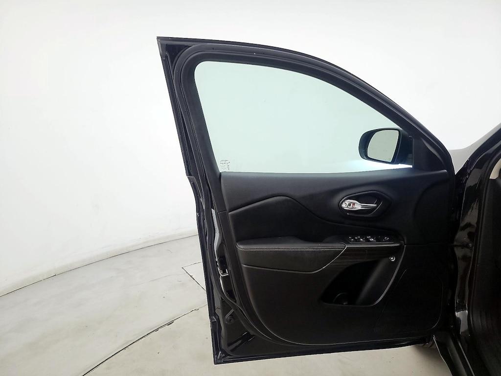used 2016 Jeep Cherokee car, priced at $13,998