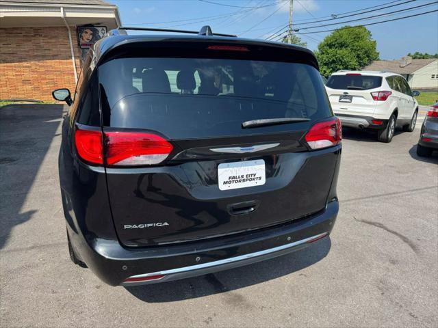 used 2018 Chrysler Pacifica car, priced at $12,995
