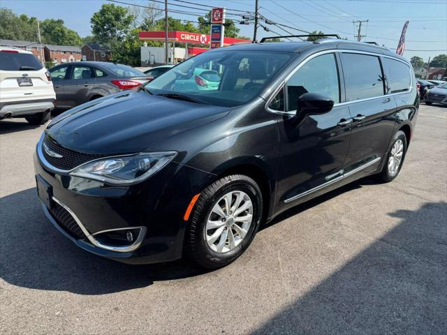 used 2018 Chrysler Pacifica car, priced at $12,995