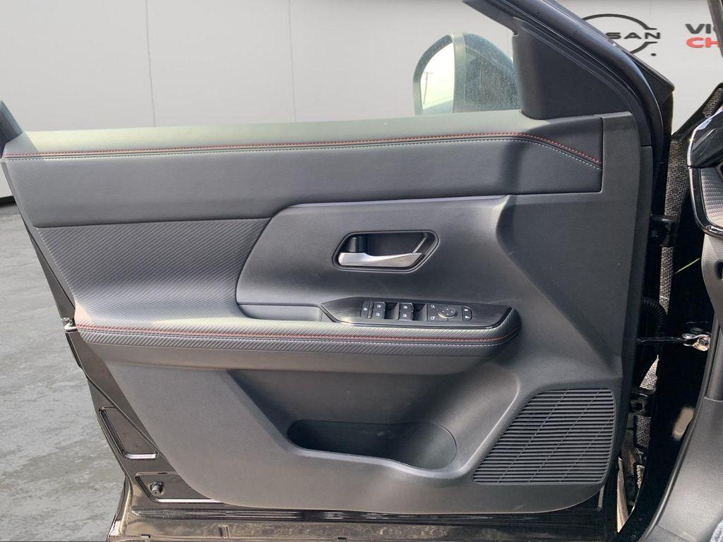 new 2025 Nissan Kicks car, priced at $26,729