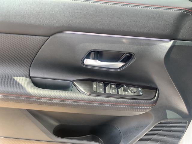 new 2025 Nissan Kicks car, priced at $32,110