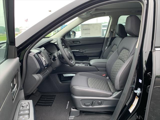 new 2025 Nissan Pathfinder car, priced at $42,165