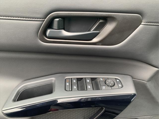 new 2025 Nissan Pathfinder car, priced at $42,165