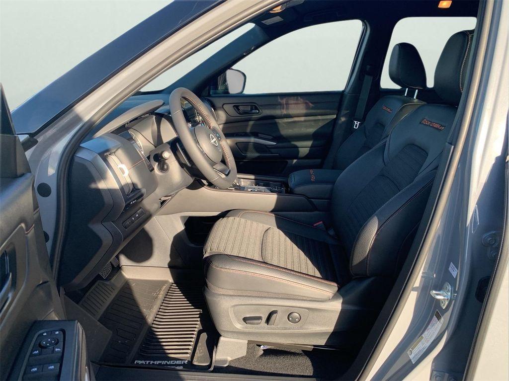 new 2025 Nissan Pathfinder car, priced at $39,620