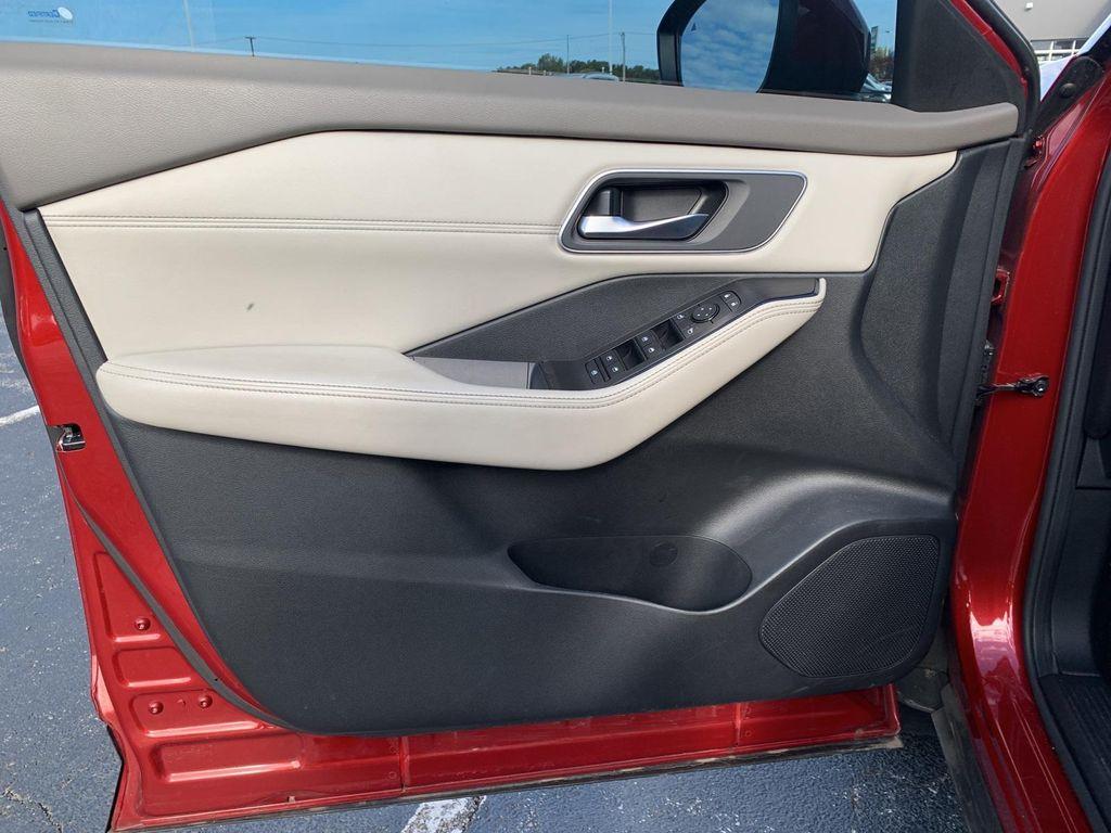 used 2021 Nissan Rogue car, priced at $23,772