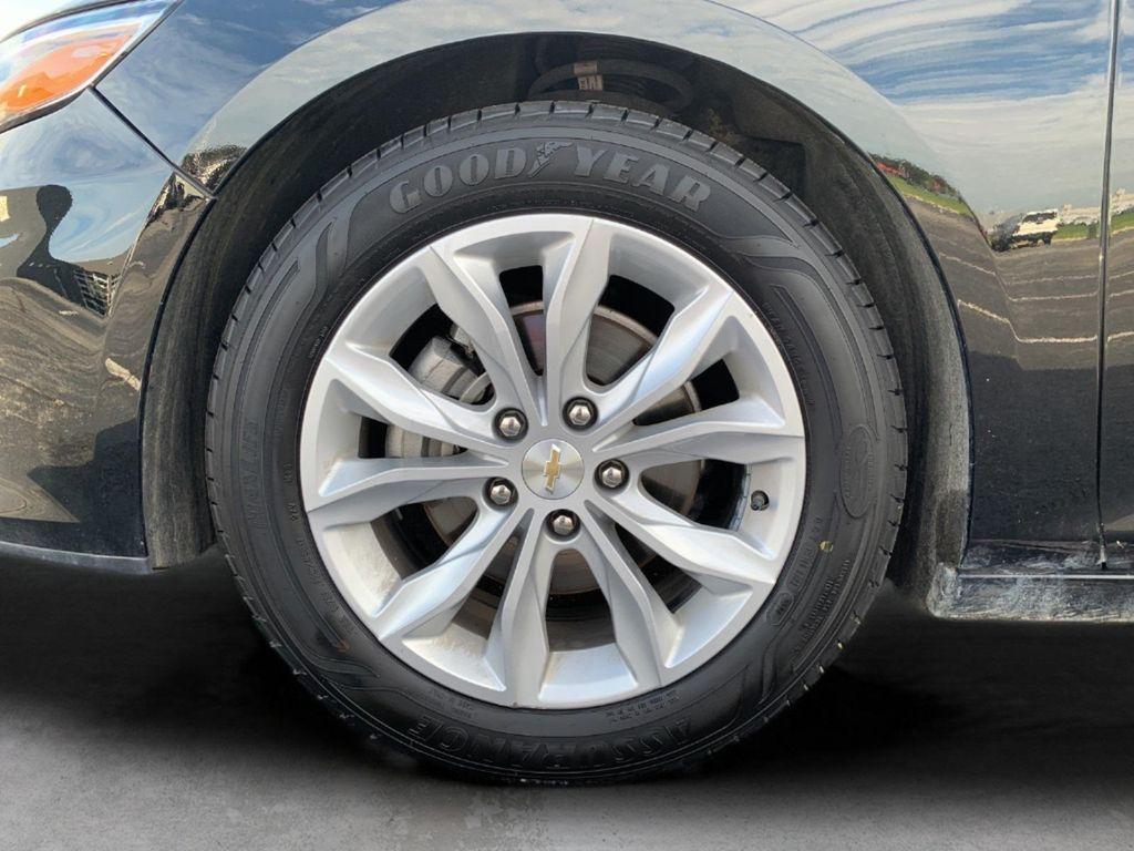 used 2024 Chevrolet Malibu car, priced at $19,995