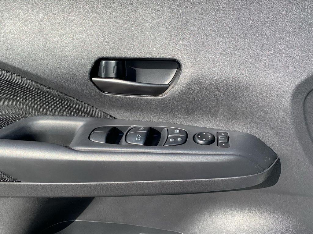 new 2025 Nissan Kicks car, priced at $238