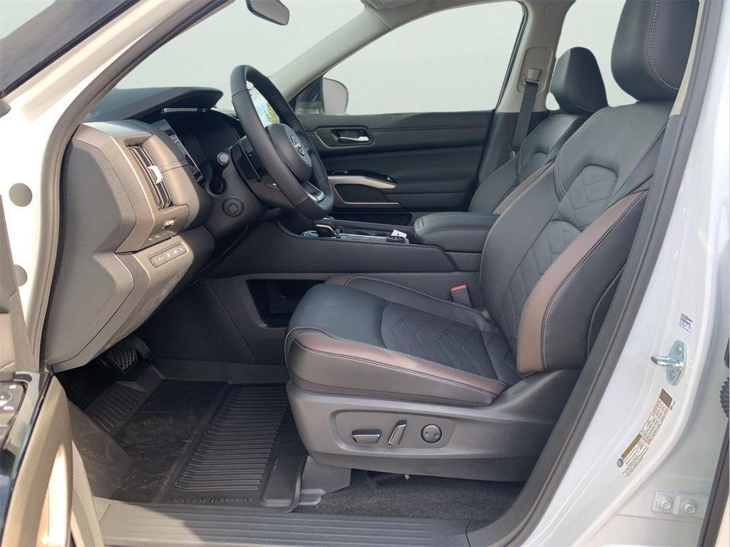 new 2025 Nissan Pathfinder car, priced at $46,237