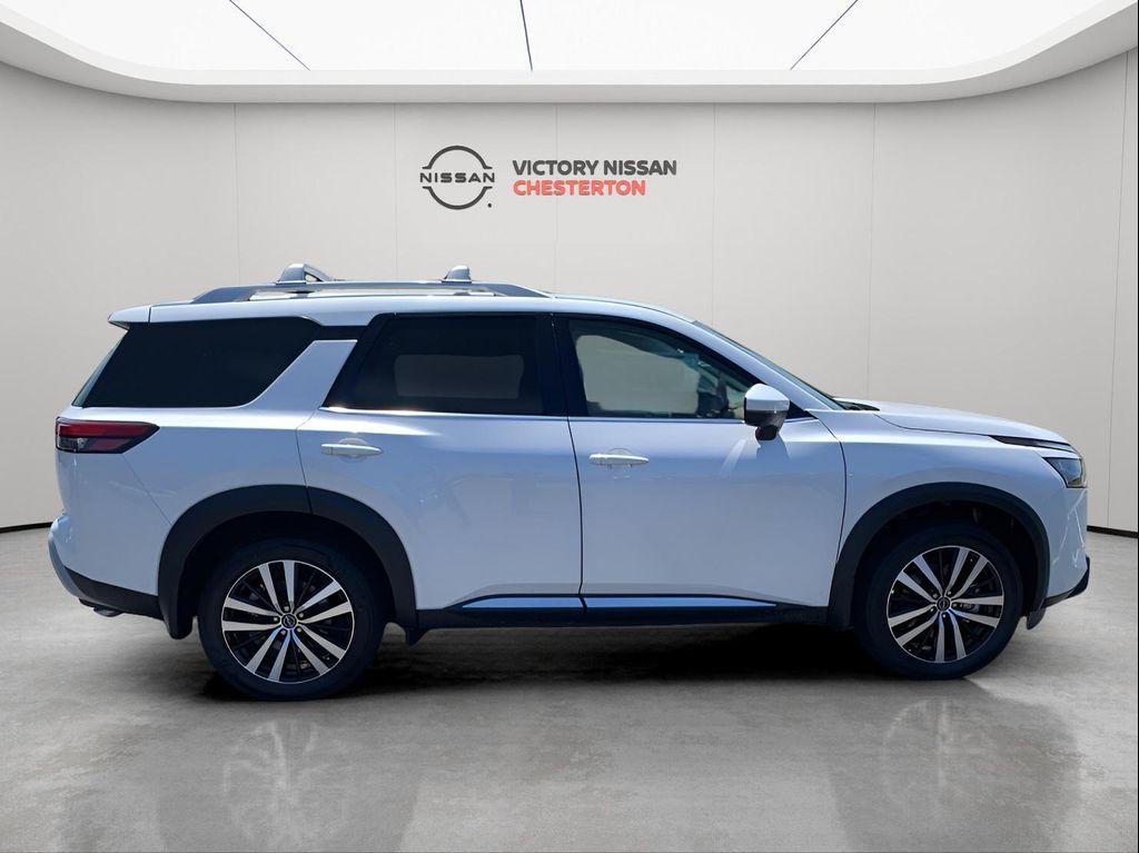 new 2025 Nissan Pathfinder car, priced at $49,585