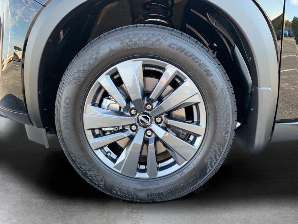 new 2025 Nissan Pathfinder car, priced at $43,980