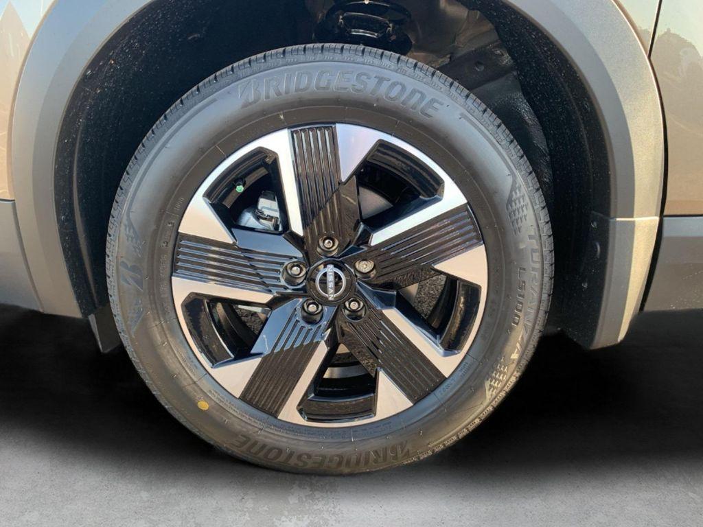 new 2026 Nissan Kicks car, priced at $28,355