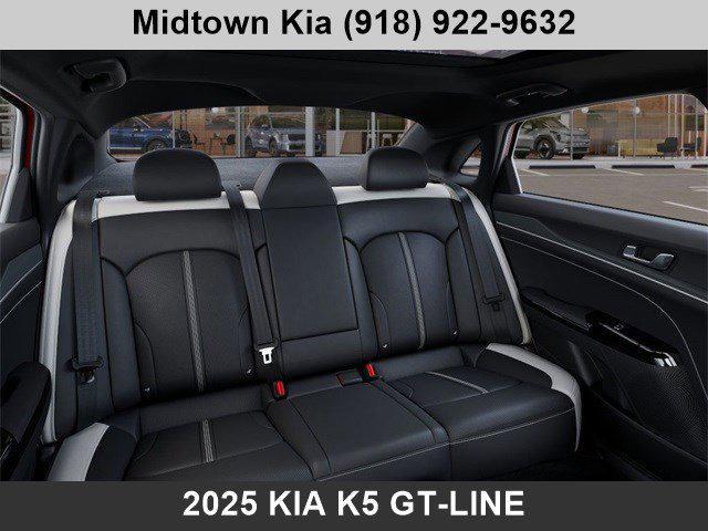 new 2025 Kia K5 car, priced at $30,295