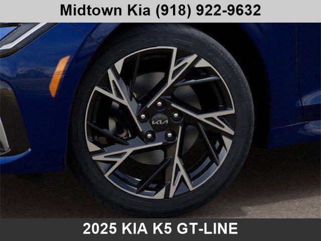 new 2025 Kia K5 car, priced at $28,580