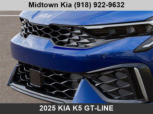 new 2025 Kia K5 car, priced at $28,580