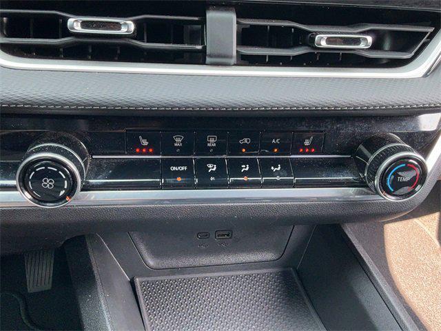 used 2025 Chevrolet Equinox car, priced at $22,425